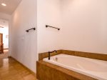 Condo 152 in El Dorado Ranch, San Felipe BC, vacation rent - second bathroom bathtub